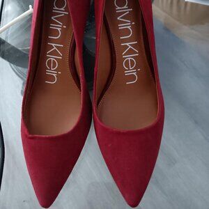 Brand new Calvin Klein women shoes, hilled Red genuine suede, 7.5